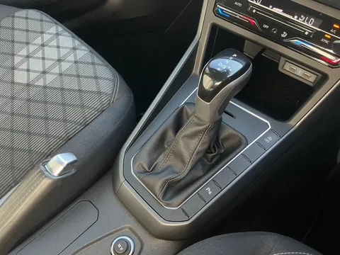 MJ72OHN Volkswagen Polo 1.0 TSI 110 R-Line 5dr DSG Thumbnail #23