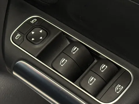 WG22GZJ Mercedes-Benz Gla GLA 200 AMG Line 5dr Auto Thumbnail #17