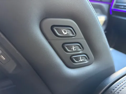 MC25AGU Hyundai Santa Fe 1.6 TGDi Plug-in Hybrid Calligraphy 5dr 4WD Auto Thumbnail #18