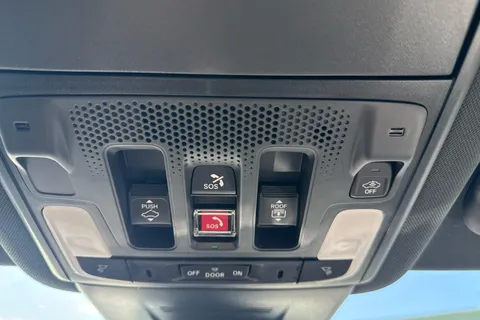 MV74CZR Honda CR-V 2.0 ePHEV Advance Tech 5dr eCVT Thumbnail #18