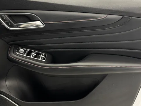 LE72KLV Mg Motor Uk Hs 1.5 T-GDI Exclusive 5dr Thumbnail #18