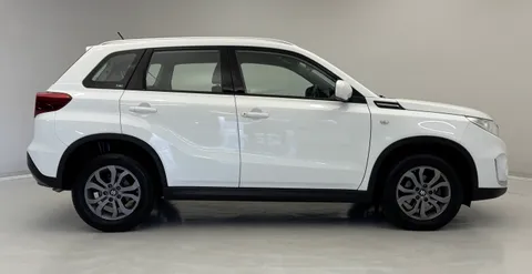 KM69HSJ Suzuki Vitara 1.0 Boosterjet SZ4 5dr Thumbnail #4