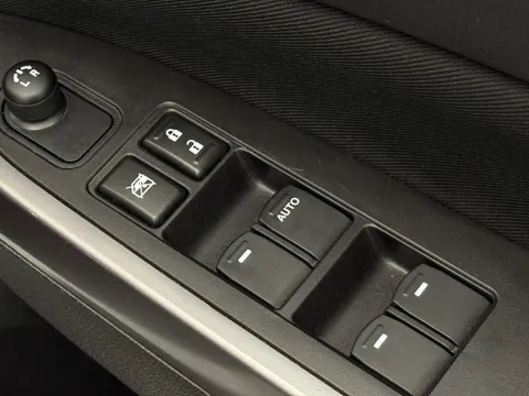 KM69HSJ Suzuki Vitara 1.0 Boosterjet SZ4 5dr Thumbnail #17