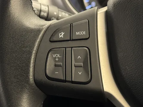 KM69HSJ Suzuki Vitara 1.0 Boosterjet SZ4 5dr Thumbnail #18
