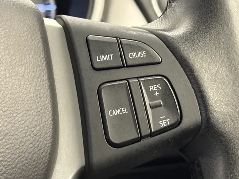 KM69HSJ Suzuki Vitara 1.0 Boosterjet SZ4 5dr Thumbnail #19