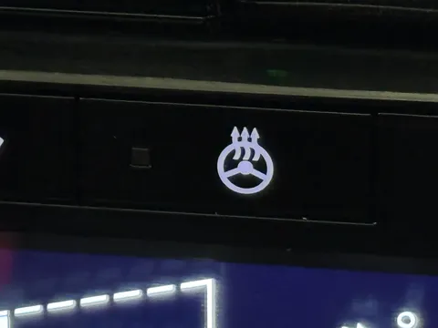 OE74EPO Nissan Qashqai 1.5 E-Power Tekna 5dr Auto Thumbnail #33