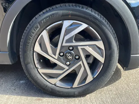 DF74BCX Hyundai Bayon 1.0 TGDi Advance 5dr Thumbnail #8