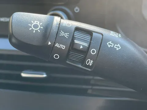 DF74BCX Hyundai Bayon 1.0 TGDi Advance 5dr Thumbnail #13