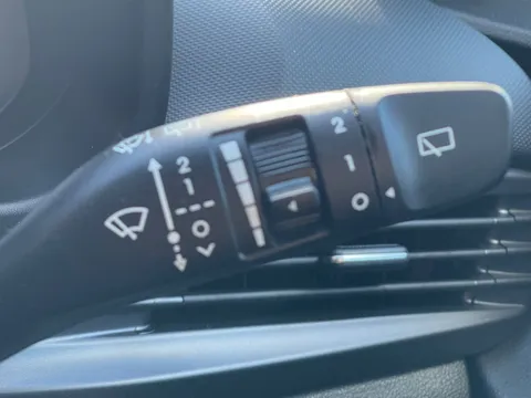 DF74BCX Hyundai Bayon 1.0 TGDi Advance 5dr Thumbnail #14