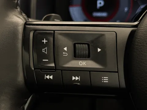 DV72XOK Nissan Qashqai 1.3 DiG-T MH 158 Tekna 5dr Xtronic Thumbnail #25