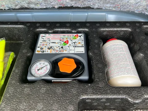 DT21HCP Nissan Qashqai 1.3 DiG-T MH Premiere Edition 5dr Thumbnail #21