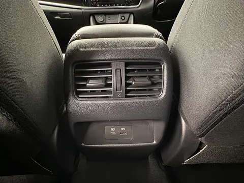 OV23NGX Nissan Qashqai 1.5 E-Power N-Connecta 5dr Auto Thumbnail #32