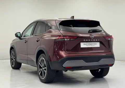 MH73BDF Nissan Qashqai 1.3 DiG-T MH Tekna 5dr Thumbnail #12