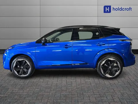 DL24LPA Nissan Qashqai 1.3 DiG-T MH 158 N-Design 5dr Xtronic Thumbnail #7