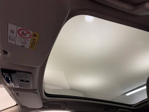 LX74KZT Nissan Qashqai 1.3 DiG-T MH 158 N-Connecta [Glass Rf] 5dr Xtronic Thumbnail #17