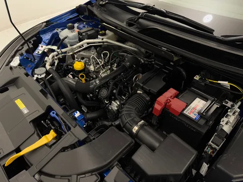 LX74KZT Nissan Qashqai 1.3 DiG-T MH 158 N-Connecta [Glass Rf] 5dr Xtronic Thumbnail #28