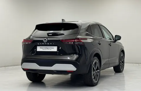 DU22ARO Nissan Qashqai 1.3 DiG-T MH 158 Tekna 5dr Thumbnail #9