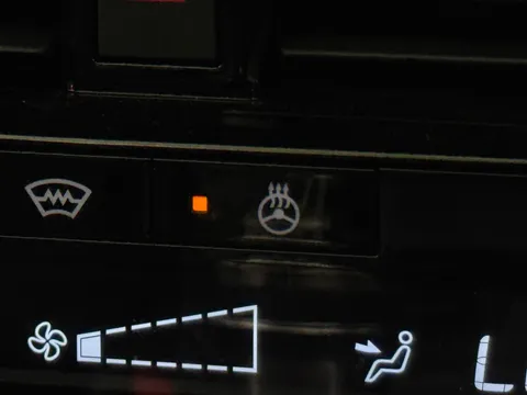 DU22ARO Nissan Qashqai 1.3 DiG-T MH 158 Tekna 5dr Thumbnail #32