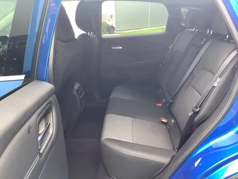 FX72YHZ Nissan Qashqai 1.3 DiG-T MH 158 N-Connecta 5dr Xtronic Thumbnail #16