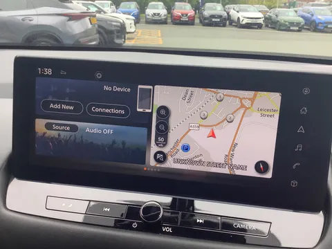 FX72YHZ Nissan Qashqai 1.3 DiG-T MH 158 N-Connecta 5dr Xtronic Thumbnail #20