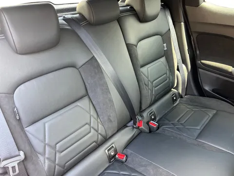 DE72ATK Nissan Juke 1.6 Hybrid Tekna+ 5dr Auto Thumbnail #15