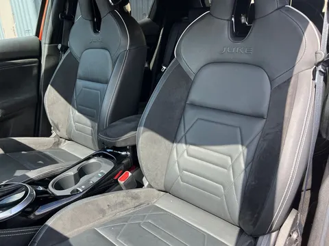 DE72ATK Nissan Juke 1.6 Hybrid Tekna+ 5dr Auto Thumbnail #16