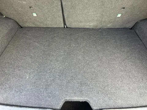 DE72ATK Nissan Juke 1.6 Hybrid Tekna+ 5dr Auto Thumbnail #18