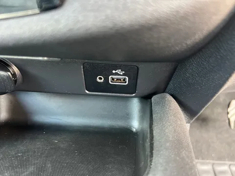 DE72ATK Nissan Juke 1.6 Hybrid Tekna+ 5dr Auto Thumbnail #27