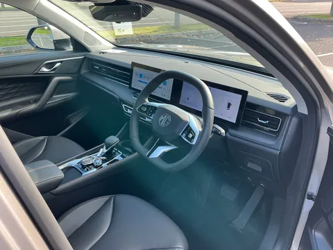 DG75NJV Mg Motor Uk Hs 1.5 T-GDI Hybrid+ Trophy 5dr Auto Thumbnail #14