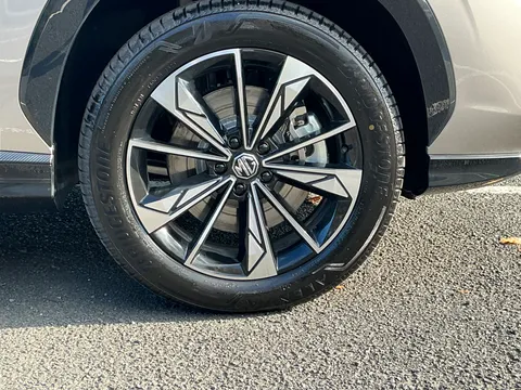 DG75NJX Mg Motor Uk Hs 1.5 T-GDI PHEV Trophy 5dr Auto Thumbnail #7