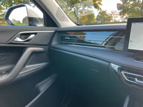 DG75NJX Mg Motor Uk Hs 1.5 T-GDI PHEV Trophy 5dr Auto Thumbnail #24