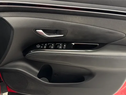 DX72ZYM Hyundai Tucson 1.6 TGDi SE Connect 5dr 2WD Thumbnail #18