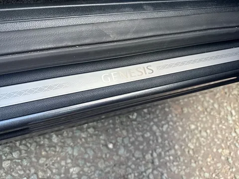 OE73XPB Genesis Gv70 360kW Sport 77kWh 5dr Auto AWD Thumbnail #19