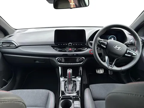 LM25ZHV Hyundai i30 1.5T GDi 48v Hybrid N Line S 5dr DCT Thumbnail #11