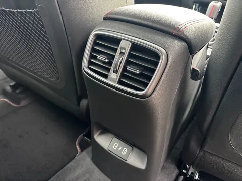 LM25ZHV Hyundai i30 1.5T GDi 48v Hybrid N Line S 5dr DCT Thumbnail #16