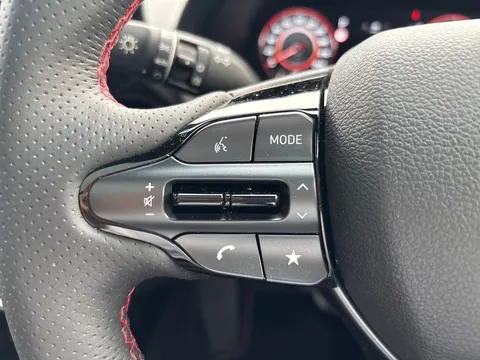 LM25ZHV Hyundai i30 1.5T GDi 48v Hybrid N Line S 5dr DCT Thumbnail #20