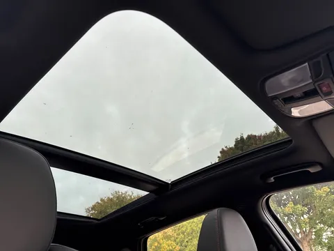 LM25ZHV Hyundai i30 1.5T GDi 48v Hybrid N Line S 5dr DCT Thumbnail #22