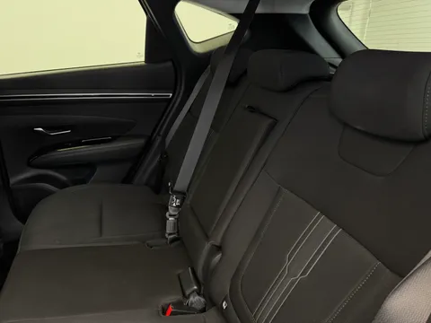 FV22LBO Hyundai Tucson 1.6 TGDi Hybrid 230 Premium 5dr 2WD Auto Thumbnail #11