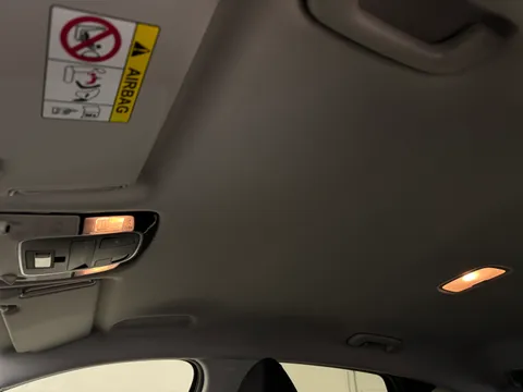 FV22LBO Hyundai Tucson 1.6 TGDi Hybrid 230 Premium 5dr 2WD Auto Thumbnail #14