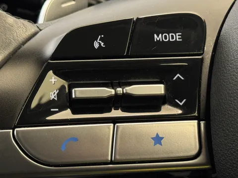 FV22LBO Hyundai Tucson 1.6 TGDi Hybrid 230 Premium 5dr 2WD Auto Thumbnail #21