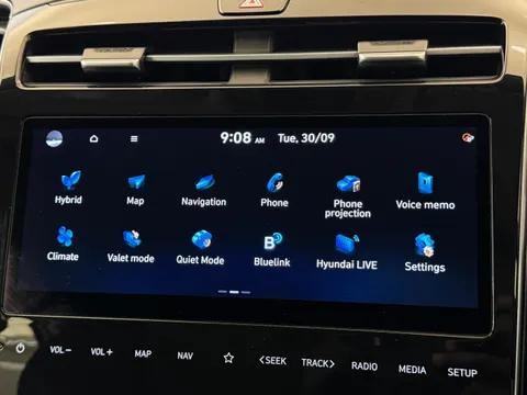 FV22LBO Hyundai Tucson 1.6 TGDi Hybrid 230 Premium 5dr 2WD Auto Thumbnail #23