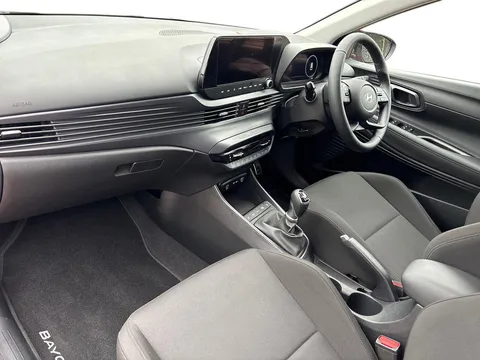 ML25NBZ Hyundai Bayon 1.0 TGDi Premium 5dr Thumbnail #4