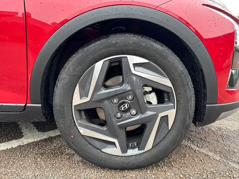 ML25NBZ Hyundai Bayon 1.0 TGDi Premium 5dr Thumbnail #5