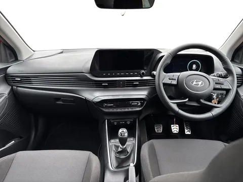 ML25NBZ Hyundai Bayon 1.0 TGDi Premium 5dr Thumbnail #11