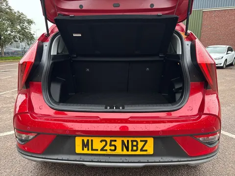 ML25NBZ Hyundai Bayon 1.0 TGDi Premium 5dr Thumbnail #17