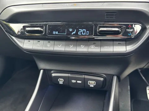 ML25NBZ Hyundai Bayon 1.0 TGDi Premium 5dr Thumbnail #19