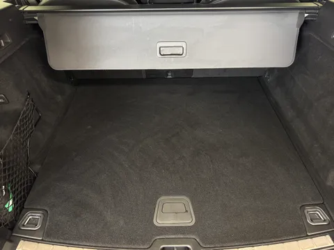 FL71ZSU Volvo XC60 2.0 B5P R DESIGN 5dr Geartronic Thumbnail #16