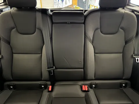 FL71ZSU Volvo XC60 2.0 B5P R DESIGN 5dr Geartronic Thumbnail #23