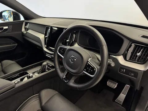 FL71ZSU Volvo XC60 2.0 B5P R DESIGN 5dr Geartronic Thumbnail #29