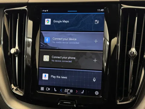 FL71ZSU Volvo XC60 2.0 B5P R DESIGN 5dr Geartronic Thumbnail #32